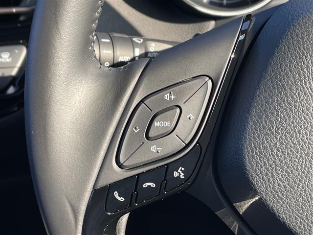 Toyota C-HR 2022 8174792-22