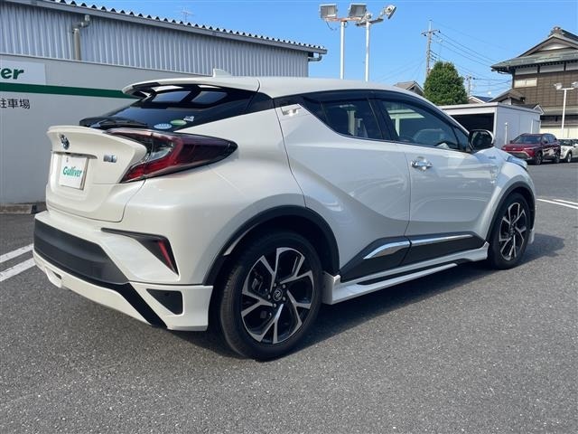 Toyota C-HR 2017 8174793-22