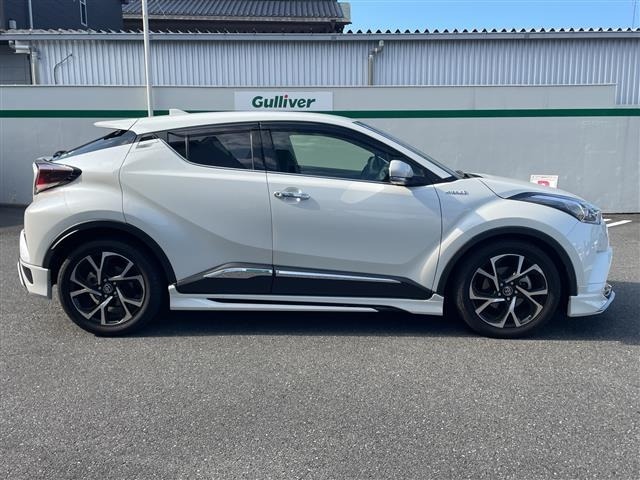 Toyota C-HR 2017 8174793-4