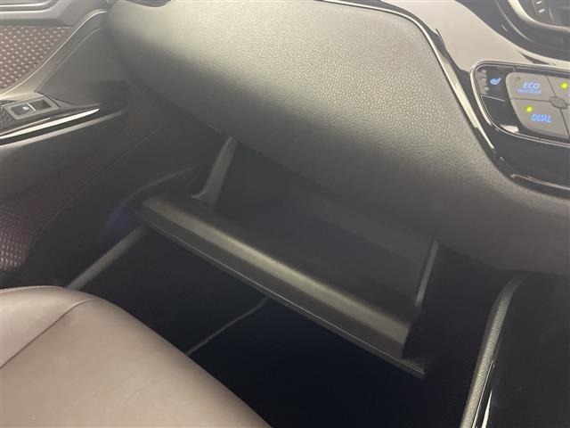 Toyota C-HR 2017 8174795-1