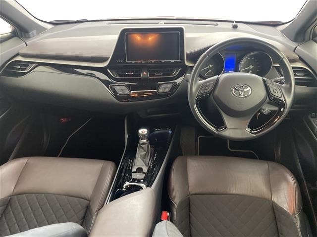 Toyota C-HR 2017 8174795-15