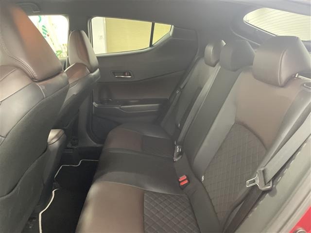 Toyota C-HR 2017 8174795-9