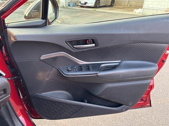Toyota C-HR 2020 8174798-22