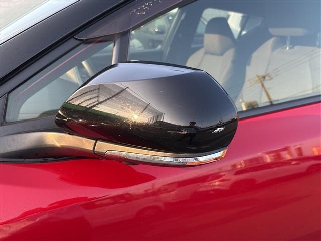 Toyota C-HR 2020 8174798-9