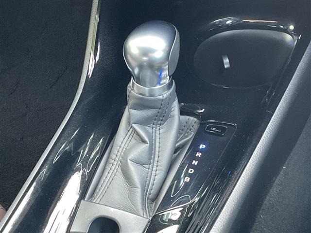 Toyota C-HR 2017 8174799-11
