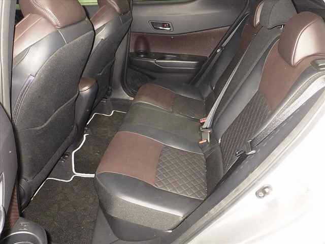 Toyota C-HR 2017 8174802-6