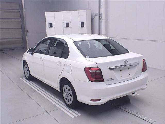 Toyota COROLLA AXIO 2021 8173847-1