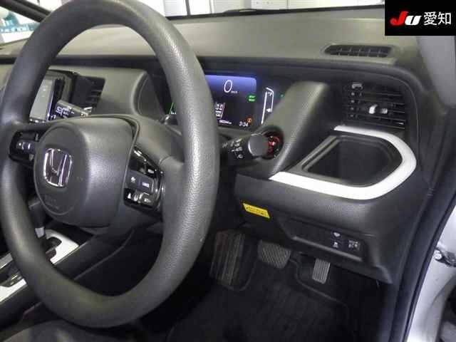 Honda FIT 2023 8172932-5
