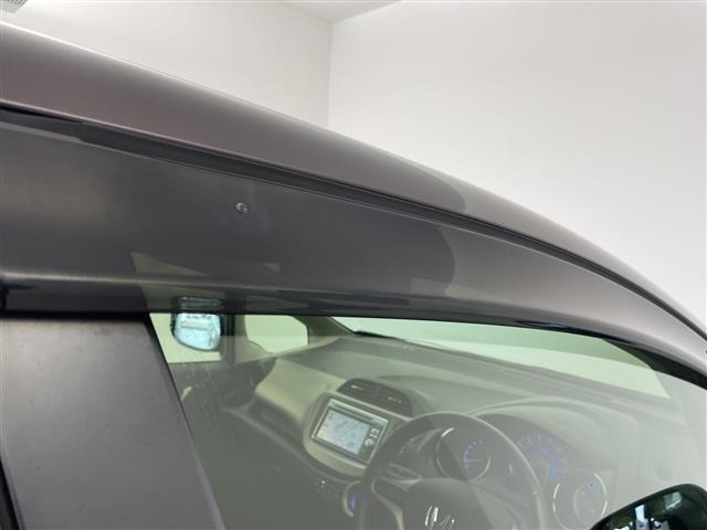 Honda FIT 2013 8173353-6