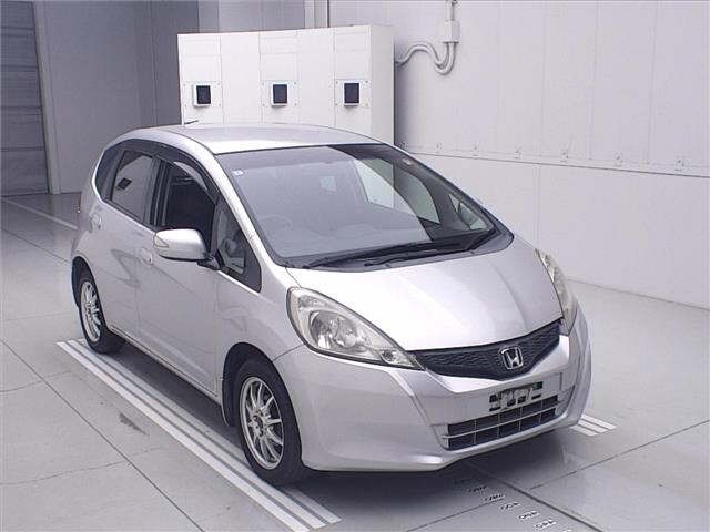 Honda FIT 2013 8173456-0