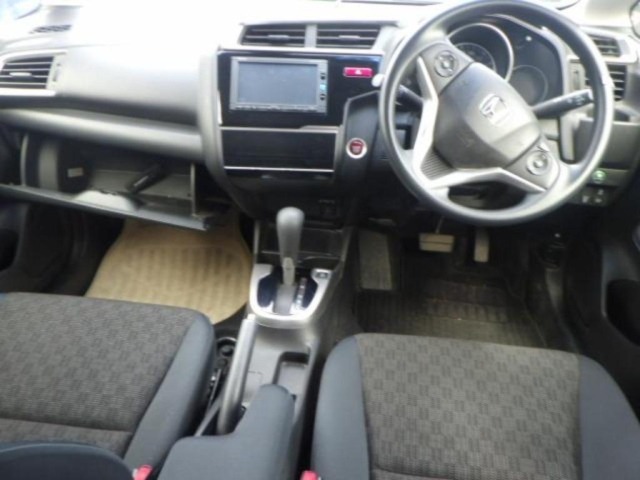 Honda FIT 2015 8173518-3