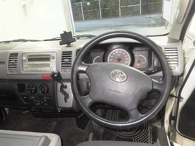 Toyota HIACE VAN 2010 8167940-6
