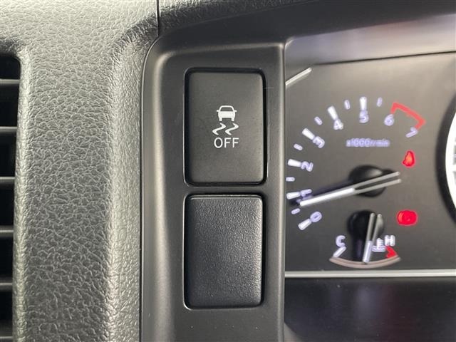 Toyota HIACE VAN 2020 8168589-22
