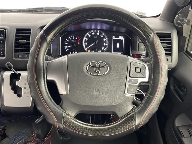Toyota HIACE VAN 2020 8168589-3