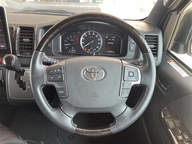 Toyota HIACE VAN 2022 8168617-14