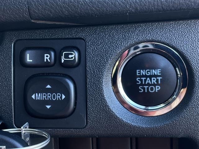 Toyota HIACE VAN 2022 8168645-3