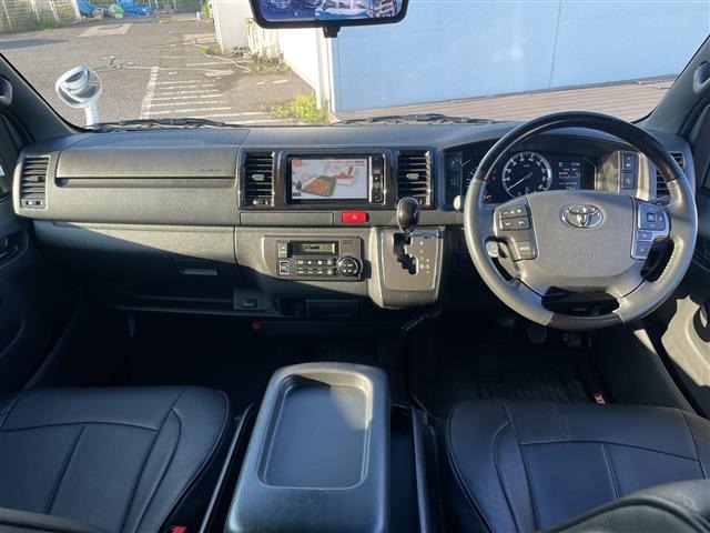 Toyota HIACE VAN 2022 8168645-4