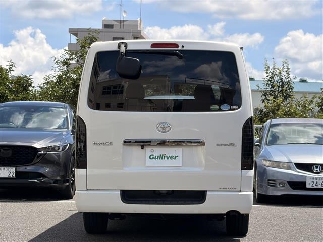 Toyota HIACE VAN 2018 8168682-1