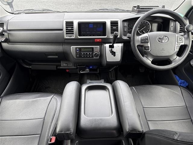 Toyota HIACE VAN 2024 8168693-15