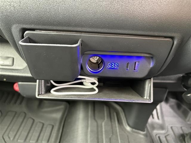 Toyota HIACE VAN 2024 8168693-6