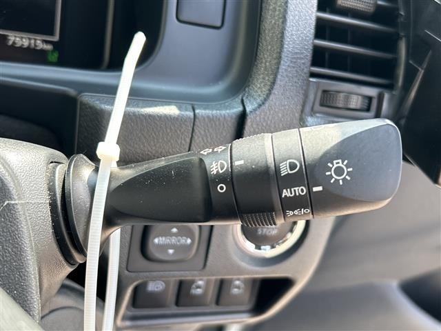 Toyota HIACE VAN 2023 8168698-11