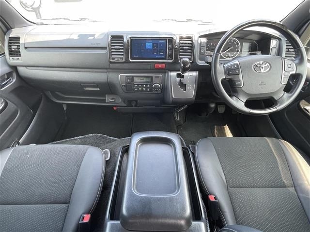 Toyota HIACE VAN 2020 8168699-25