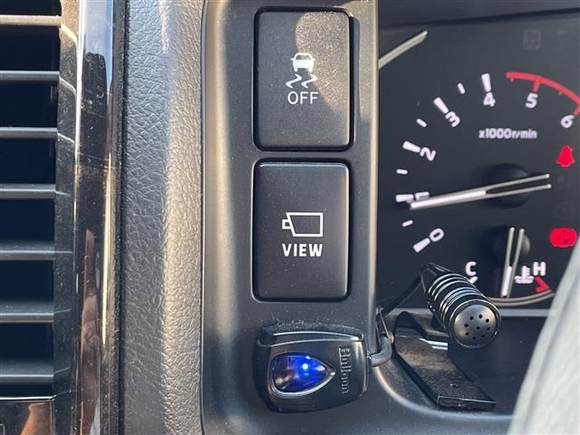 Toyota HIACE VAN 2023 8168702-10