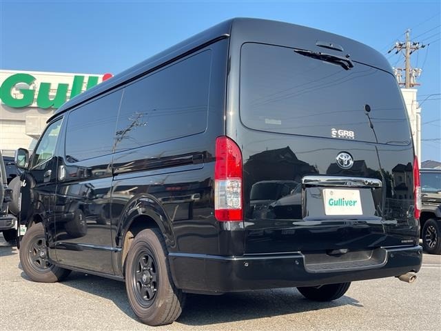 Toyota HIACE VAN 2023 8168702-13