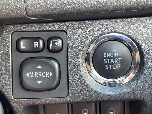 Toyota HIACE VAN 2023 8168702-2