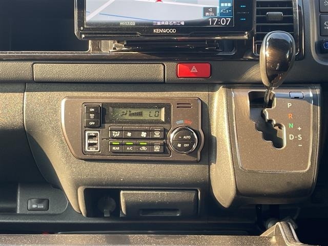 Toyota HIACE VAN 2023 8168702-21