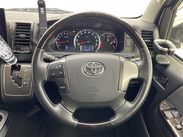 Toyota HIACE VAN 2015 8168703-16