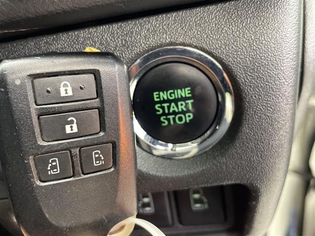 Toyota HIACE VAN 2015 8168703-8