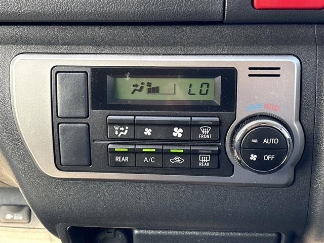 Toyota HIACE VAN 2024 8168707-10