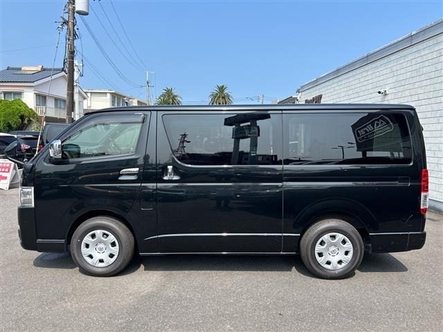 Toyota HIACE VAN 2022 8168718-12