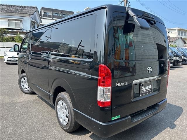Toyota HIACE VAN 2022 8168718-16