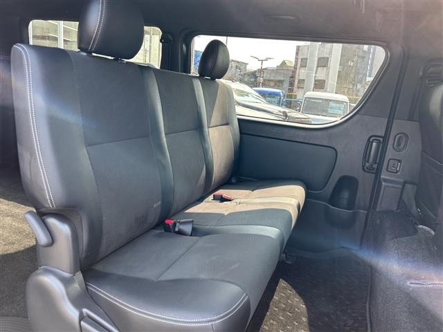 Toyota HIACE VAN 2022 8168718-19