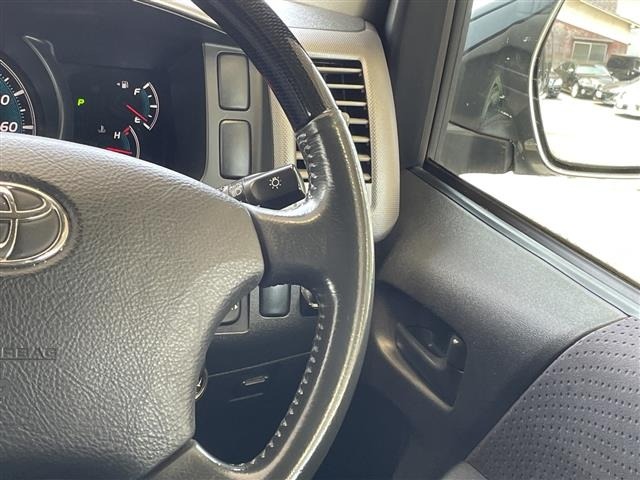 Toyota HIACE VAN 2013 8168720-1
