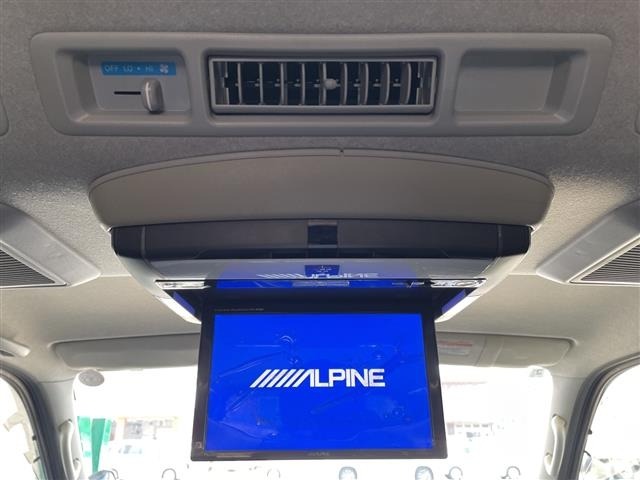 Toyota HIACE VAN 2013 8168720-8