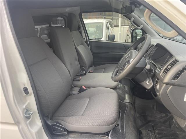 Toyota HIACE VAN 2020 8168721-8
