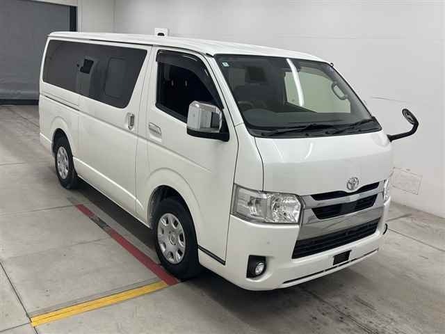 Toyota HIACE VAN 2021 8168748-0