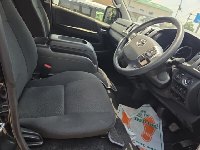 Toyota HIACE VAN 2022 8168767-4