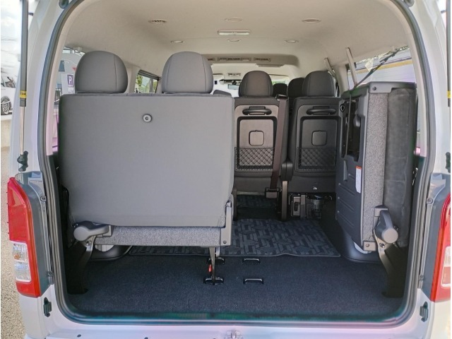 Toyota HIACE WAGON 2026 8171492-32