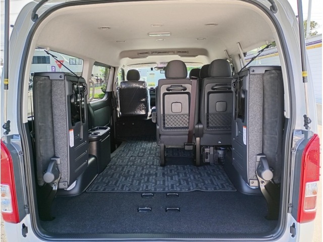 Toyota HIACE WAGON 2026 8171492-40