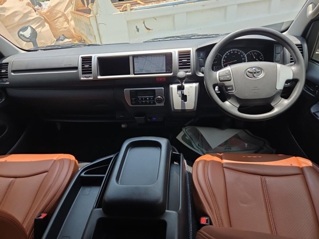 Toyota HIACE WAGON 2019 8171727-3
