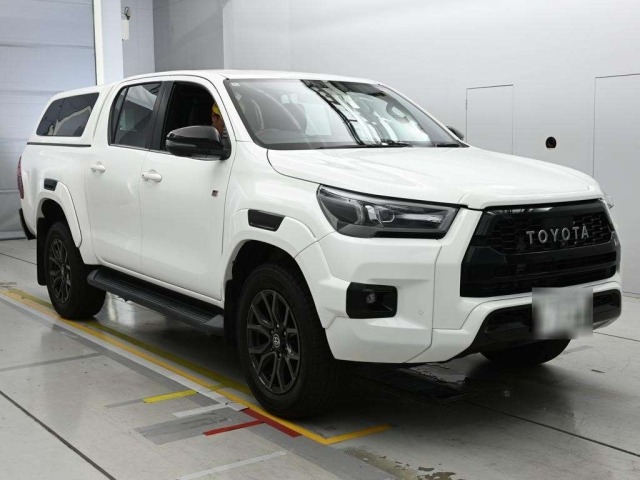 Toyota HILUX 2022 8173937-5