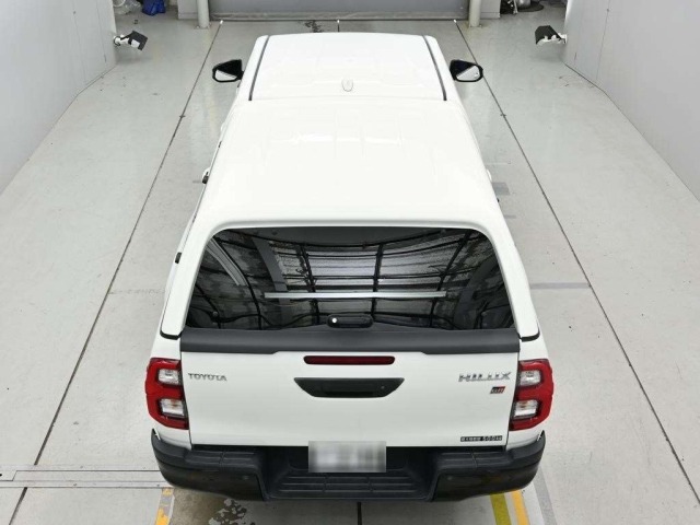 Toyota HILUX 2022 8173937-8