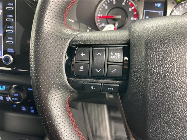 Toyota HILUX 2022 8173992-7