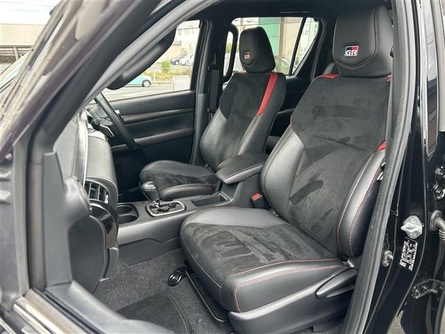 Toyota HILUX 2023 8173993-4