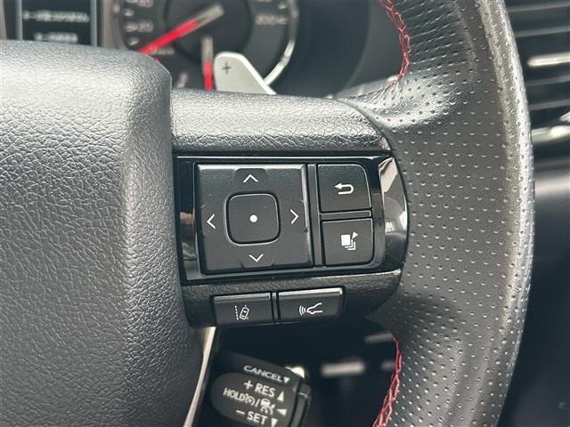 Toyota HILUX 2023 8173993-8