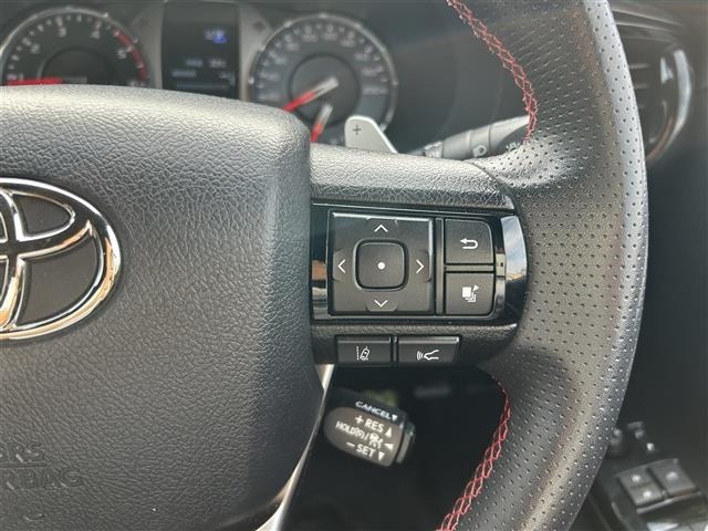Toyota HILUX 2023 8173994-5